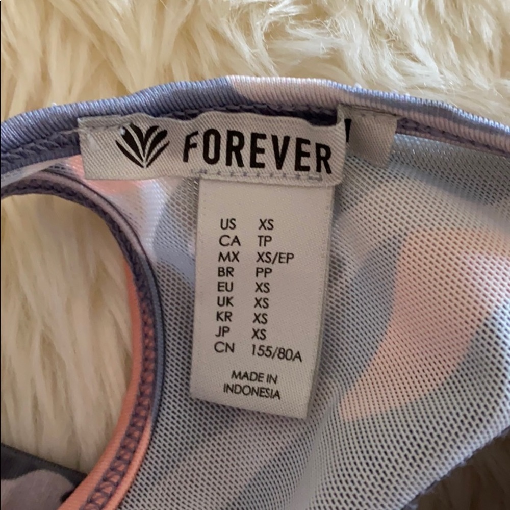 Forever 21 Active Pink Gray Camo Sports Bra - XS - Picture 3 of 3